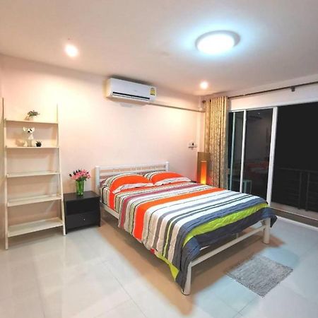Pon House Chalong Exterior photo