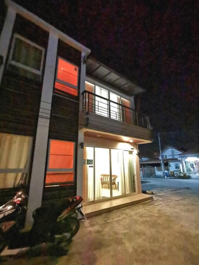 Pon House Chalong Exterior photo