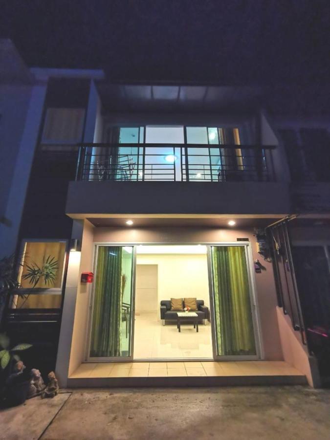 Pon House Chalong Exterior photo